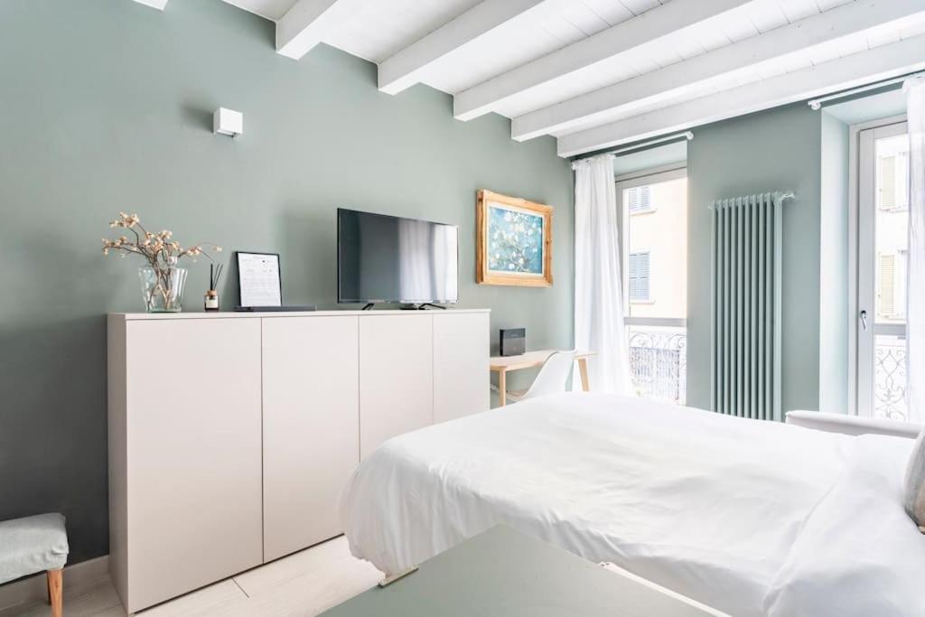 Center Mia - Modern & + Wifi Apartment Bergamo