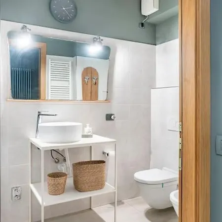 Bergamo Center Suite Mia - Modern & Green + Wifi Exterior photo