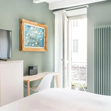 Bergamo Center Suite Mia - Modern & Green + Wifi Exterior photo