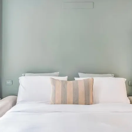 Bergamo Center Suite Mia - Modern & Green + Wifi Exterior photo